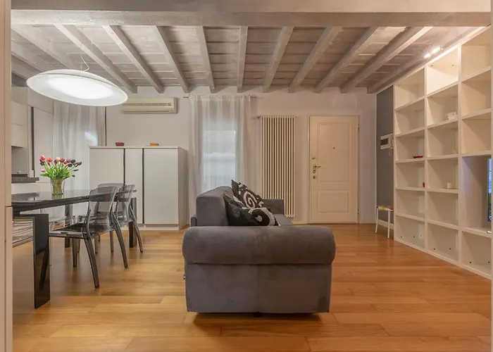 Guesthost - Heart Of Ferrara's History Ferrara